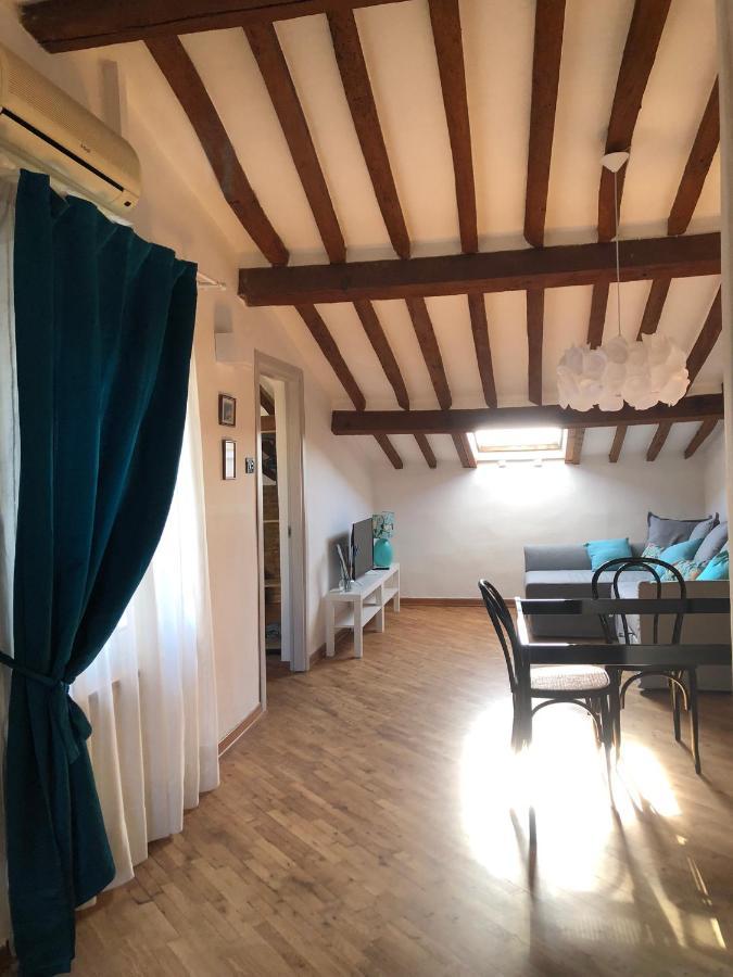 Apartment Casa Alfieri-graziosa Mansarda In Centro A