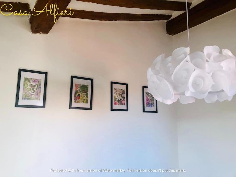 Casa Alfieri-graziosa Mansarda In Centro A